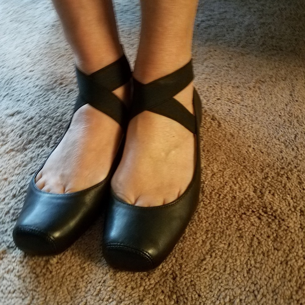 Dress shoes